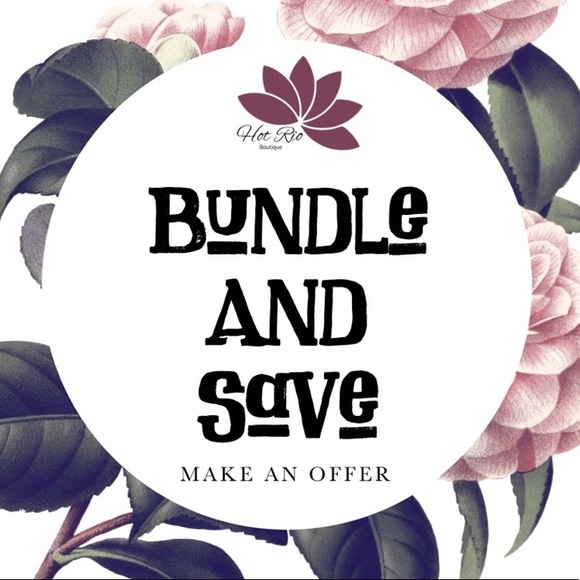 Gold Rhinestone Mommy and Baby Elephant necklace - Picture 6 of 6